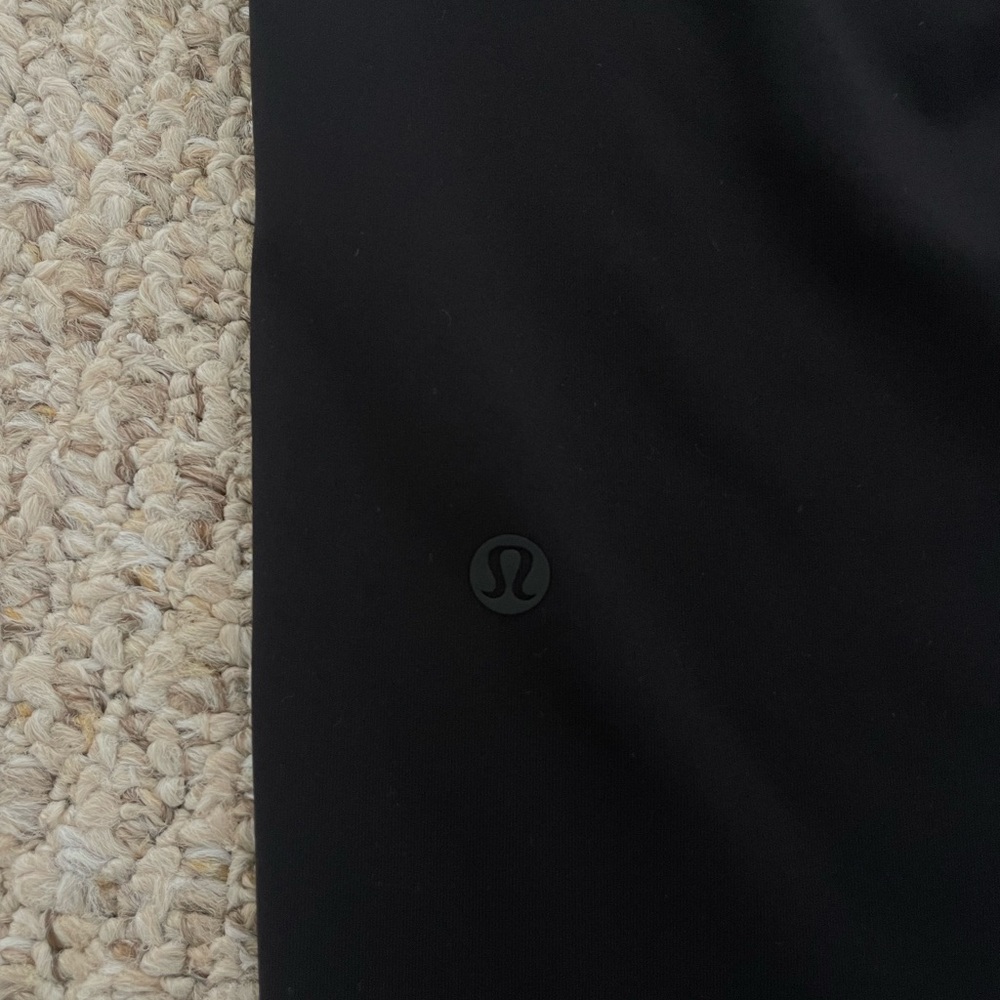Lululemon On The Fly 7/8 Pant - Picture 10 of 15